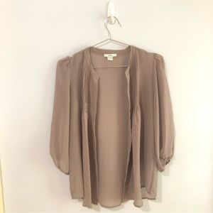 Floaty 3quarter sleeve top